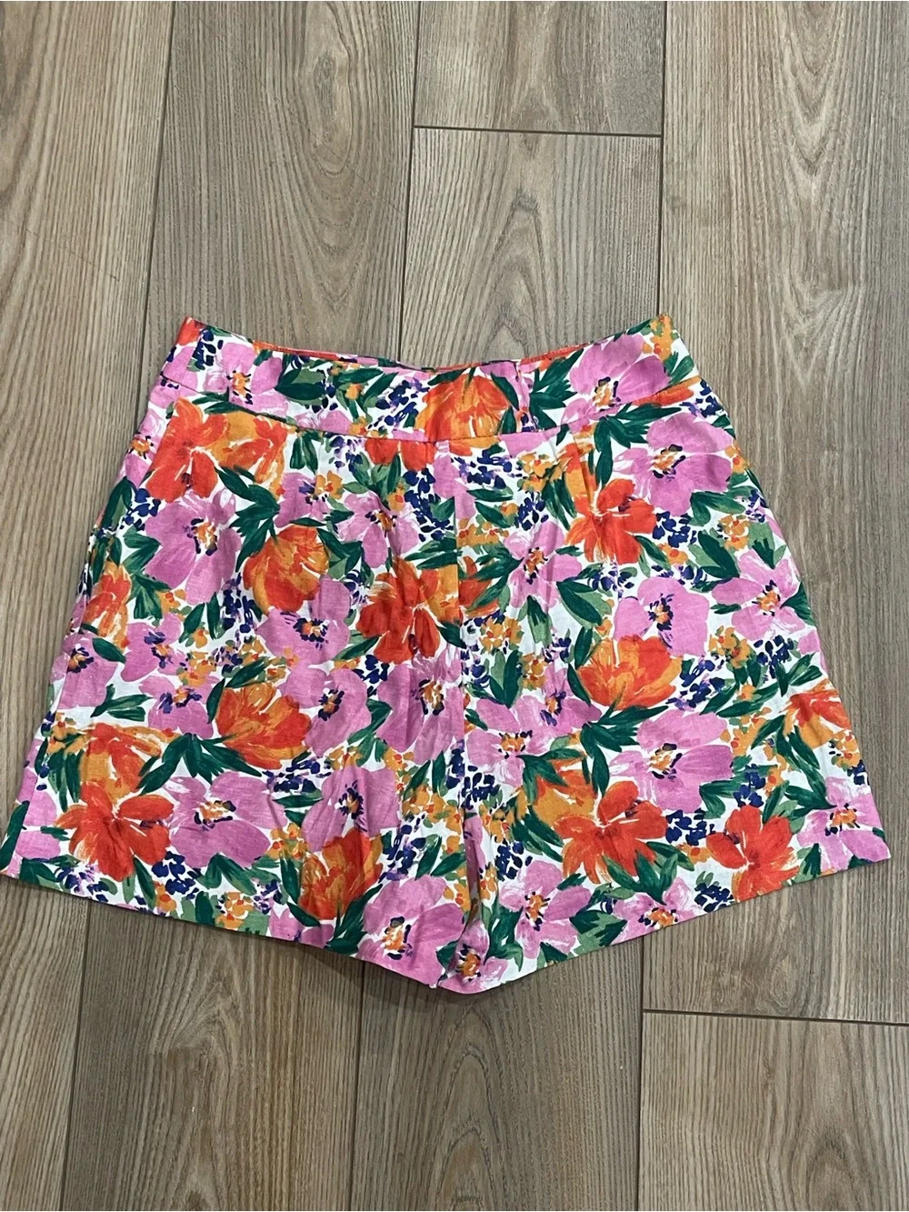 NWT Zara Floral Shorts - Picture 3 of 4